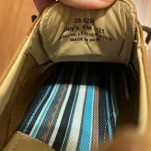 Johnston & Murphy Boys' McGuffey Plain Toe Oxfords (Youth) - Picture 7 of 8